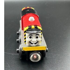 Learning Curve 2003 Salty Thomas Wooden Railway Train Red Magnetic Diesel Vtg